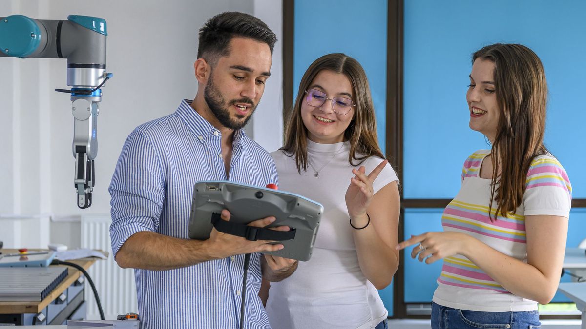 Facultatea de Mecanică (MEC)